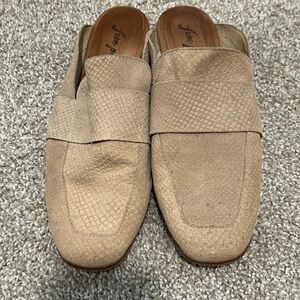 Free People Tan Textured Flats